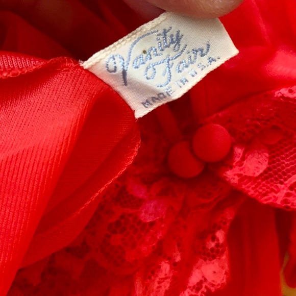 60s 70s VINTAGE BOHO ETHEREAL RED FEMME CHEMISE & ROBE VINTAGE LINGERIE COOR SET - Picture 11 of 16